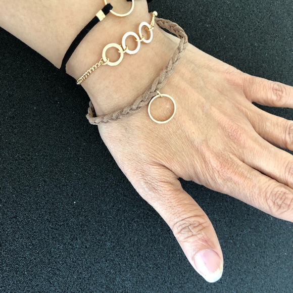 unbranded Jewelry - Bracelet 3 in set